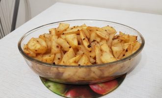 Картофель дольками запеченный в духовке рецепт с фото